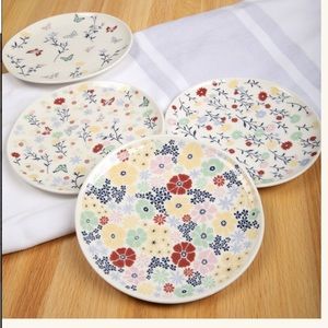 French Toast Studio - set of 4 dessert plates